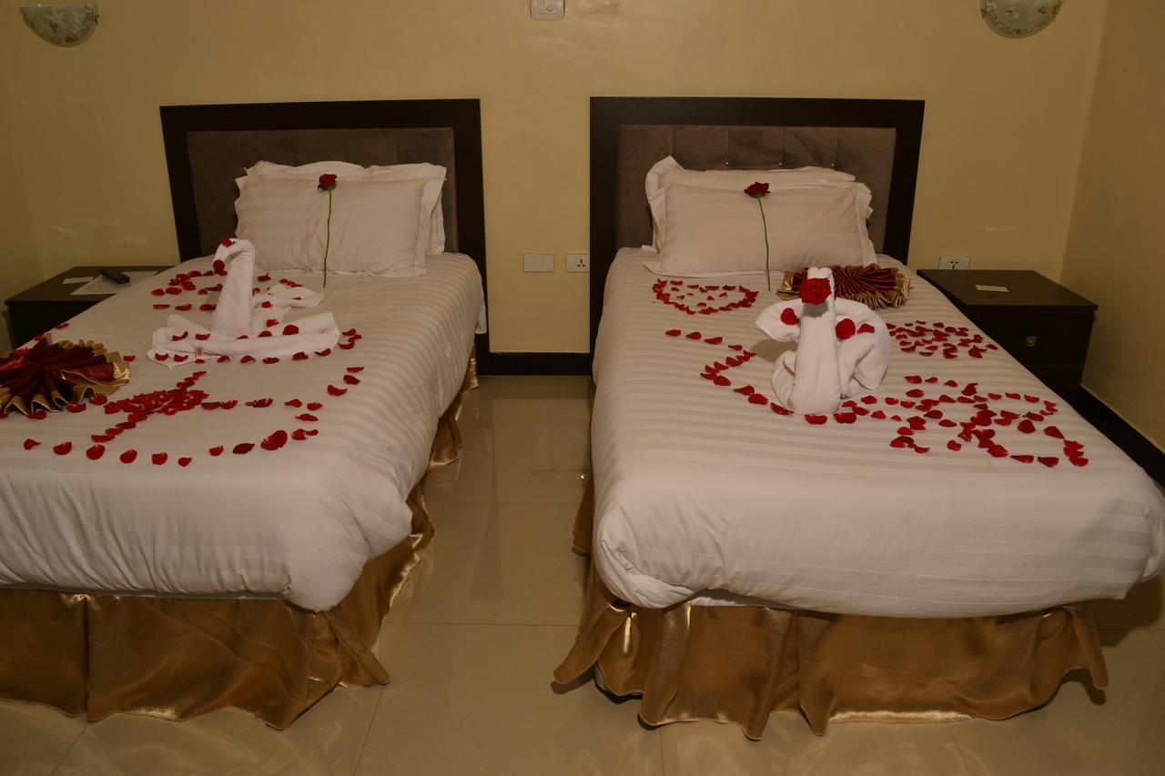 Lakemark Hotel And Tour Service Bahar Dar Esterno foto