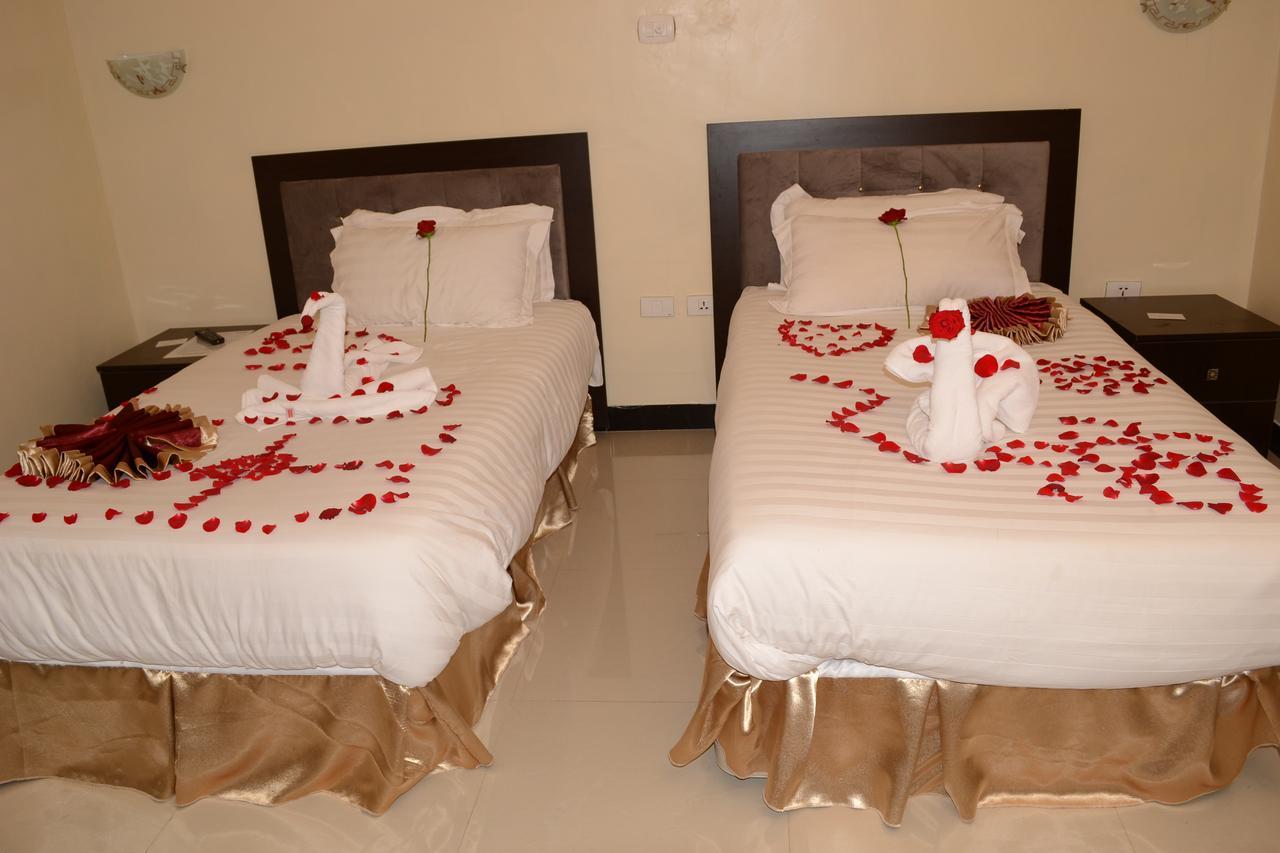 Lakemark Hotel And Tour Service Bahar Dar Esterno foto